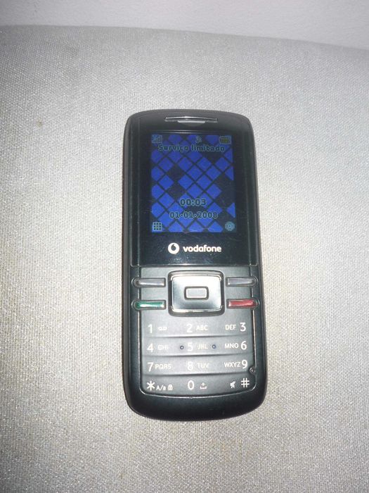 Telemóvel "Vodafone 231": 1 euro