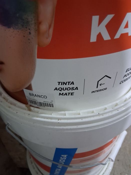 Latas de tinta de marca Kar