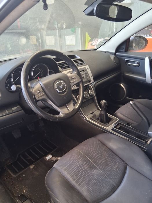 Mazda 6 para peças