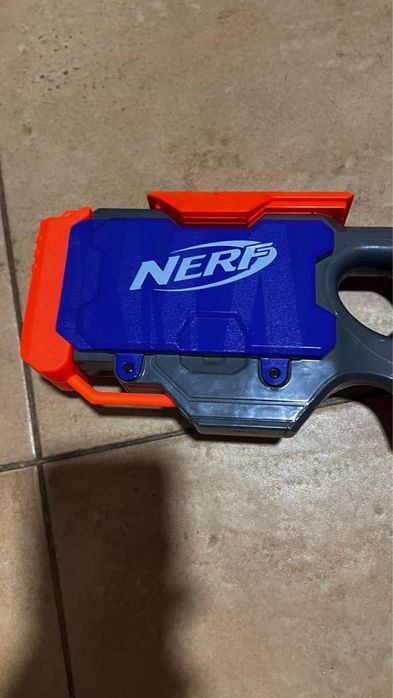 Nerf elite бластер