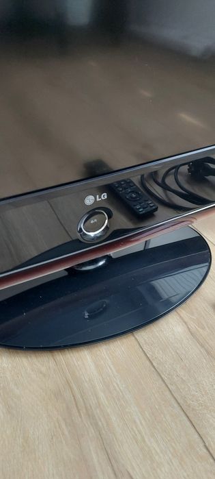 Telewizor 32" LH7000 LCD