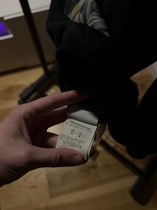 Off-White Sweatshirt. Оригінал