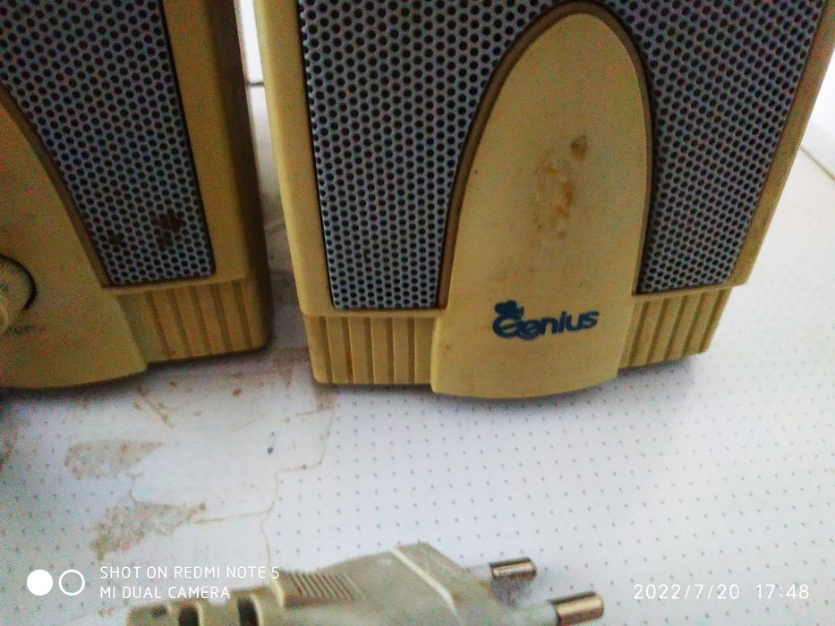 Продам  клавиатуру +мышку + 2 колонки