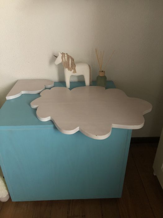 Arca em madeira, ideal para quarto de criança