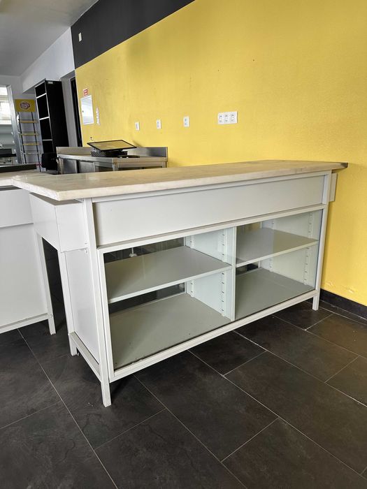 Vitrine de Loja com Tampo em Mármore - 160x60x85cm