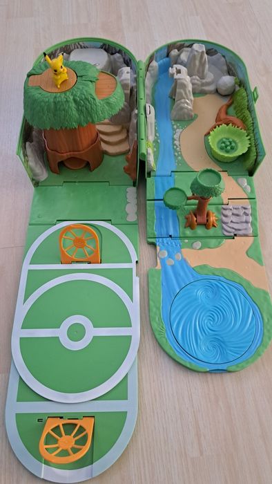 Pokémon Mochila Playset Mundo Transformávell