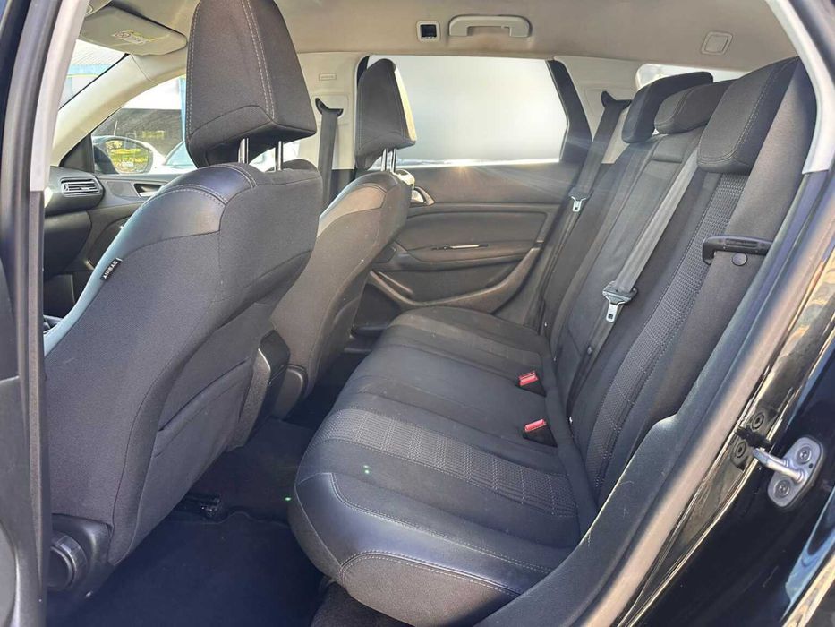 Peugeot 308 II SW 1.5 BlueHDi de 2018 Salvado