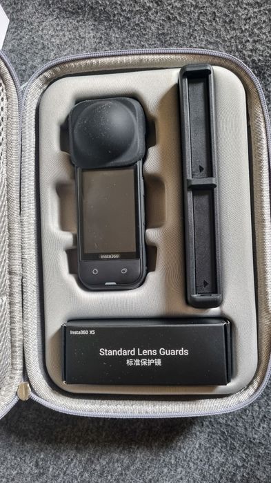 Kamera Insta360 X5 Essisensial  [nowa]