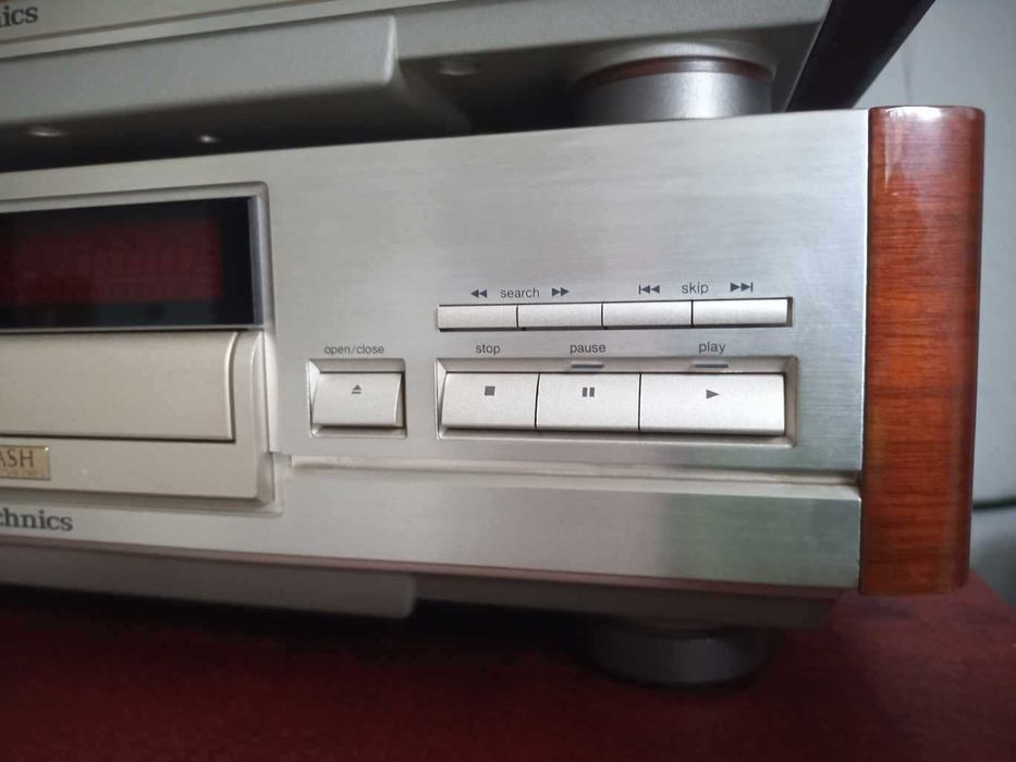 Sprzedam Technics SL-P900