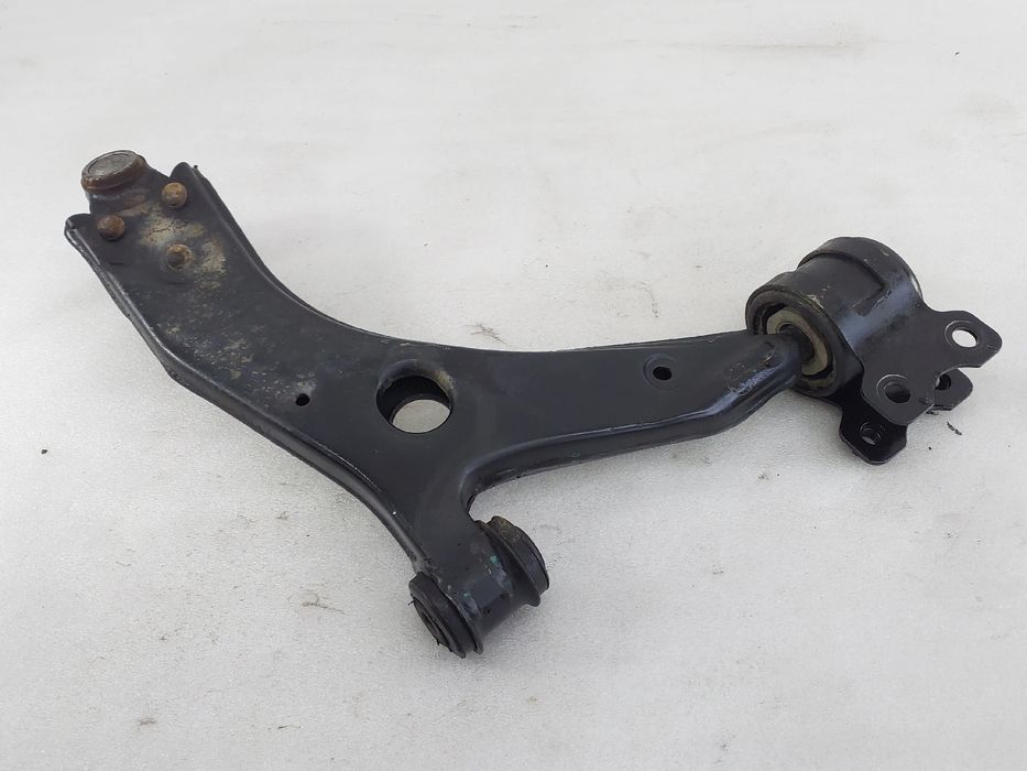Braço de suspensão frente esquerdo VOLVO C30