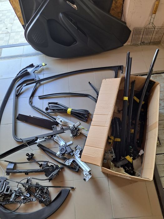 Скло в двери шевроле болт ЕУВ EUV