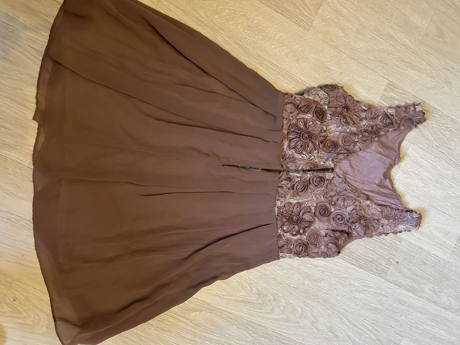 Шикарний сарафан для принцеси!