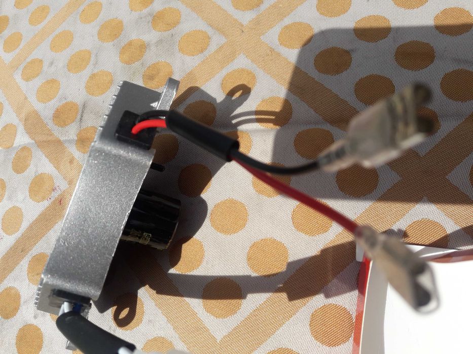Stabilizator Napięcia AVR Do Agregatu czterosuwowego