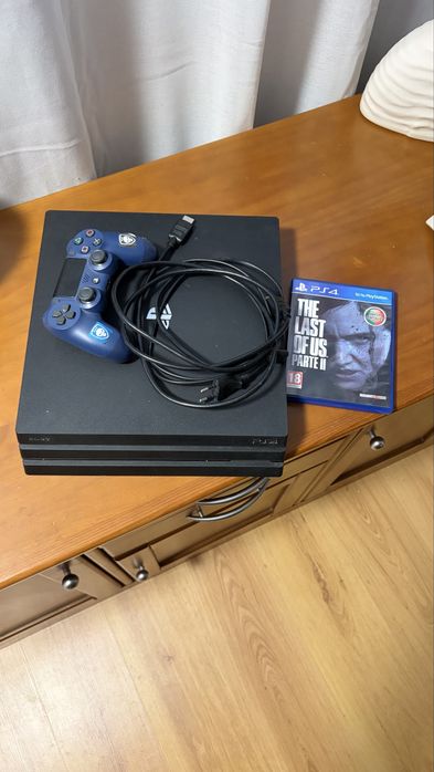 Ps4 pro 1 TB pronta a usar
