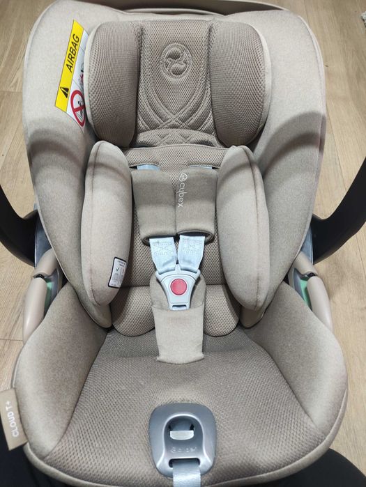 Fotelik Cloud T
Cybex Cloud T i-size Plus Cozy Beige oraz baza cybex