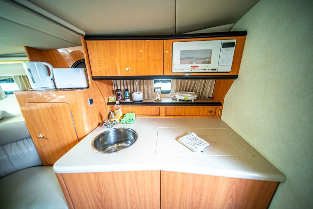 Lancha Regal Commodore 3260 O Thor