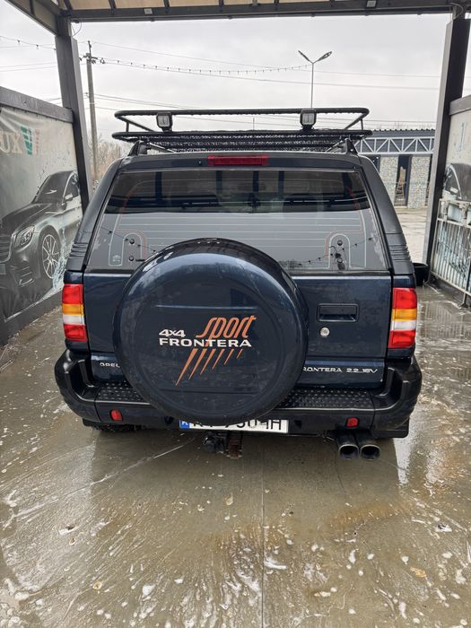 Опель фронтера б 2000 рік