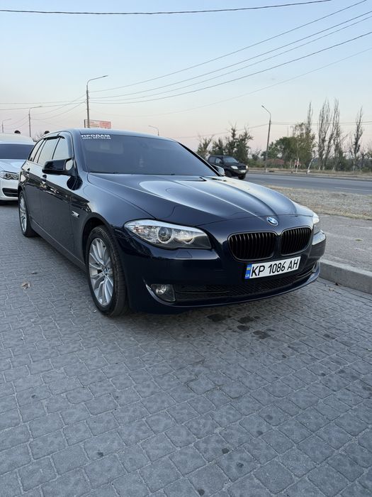 Продам БМВ Ф11 Официал