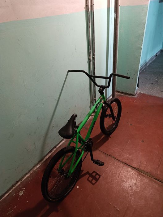 Продам велосипед  BMX