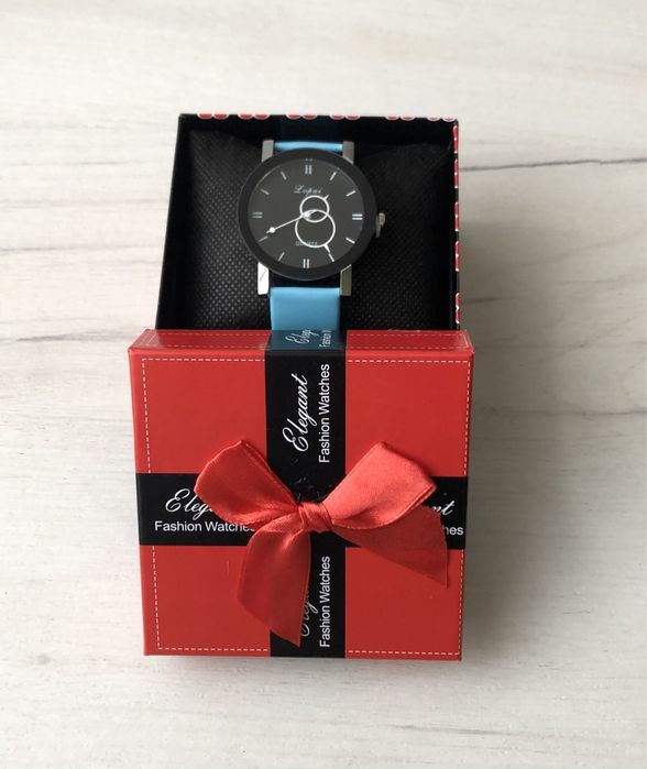 Zegarek damski męski młodzieżowy unisex czarny w pudełku na prezent