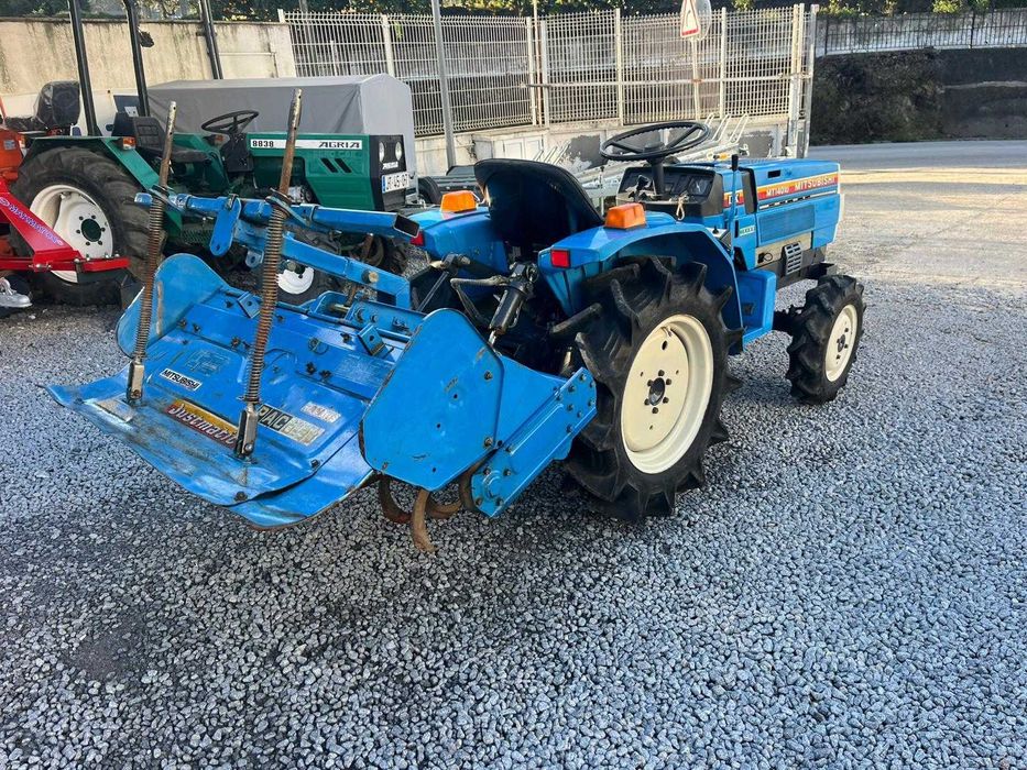 Trator Mitsubishi MT1401D c/fresa
