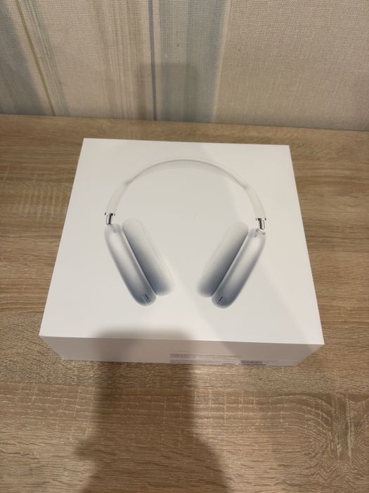 продаю airpods max