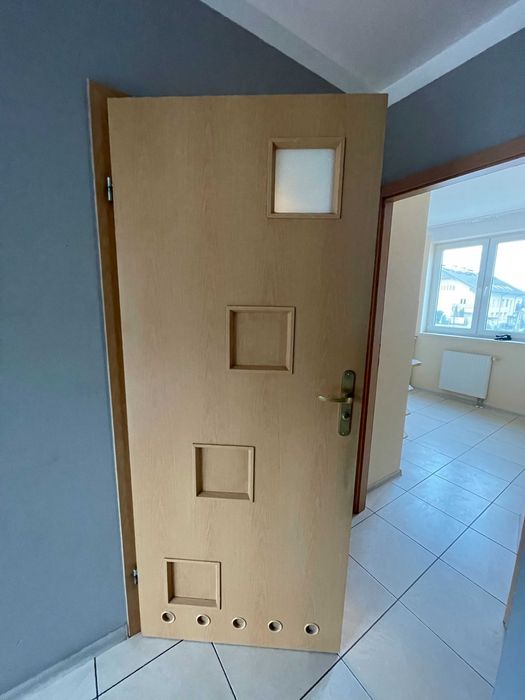 Sprzedam Drzwi z Futrynami