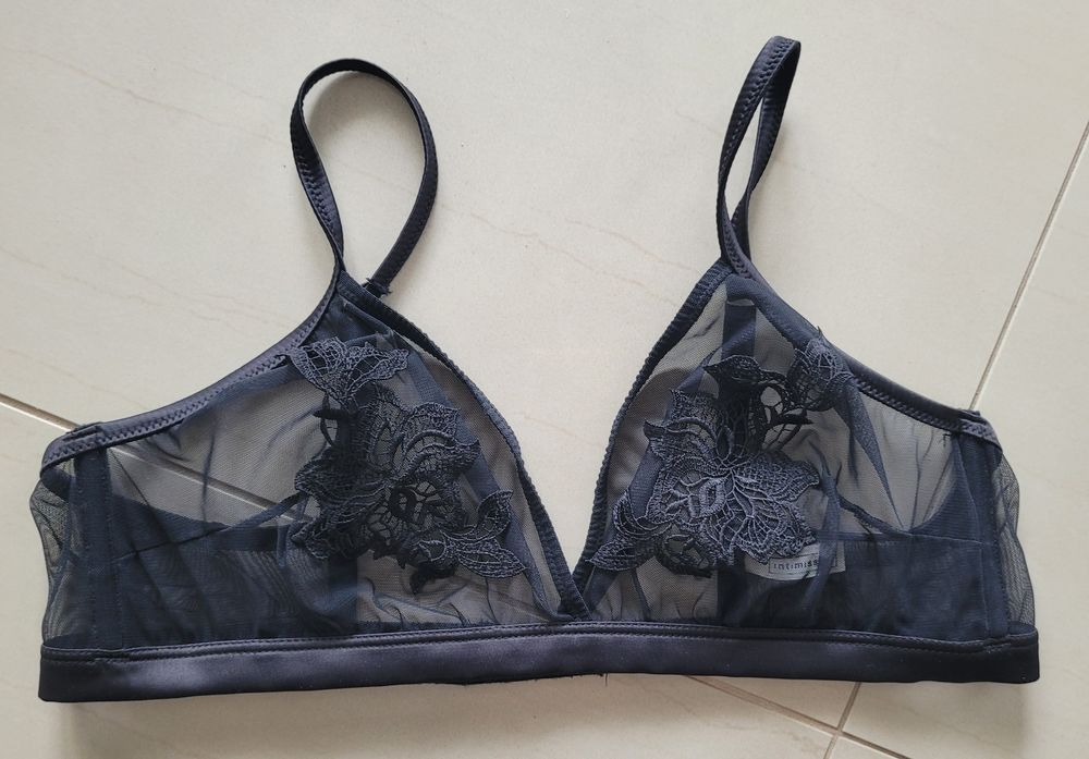 Sexy Intimissimi 85B miękki tiul Nowy