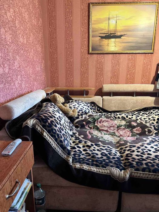 Продаю 3 х к квартиру разделку  ЮТЗ