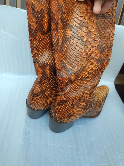 Kowbojki  - skóra  naturalna - 940  zł