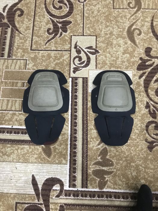 За все 1300. Подсумки