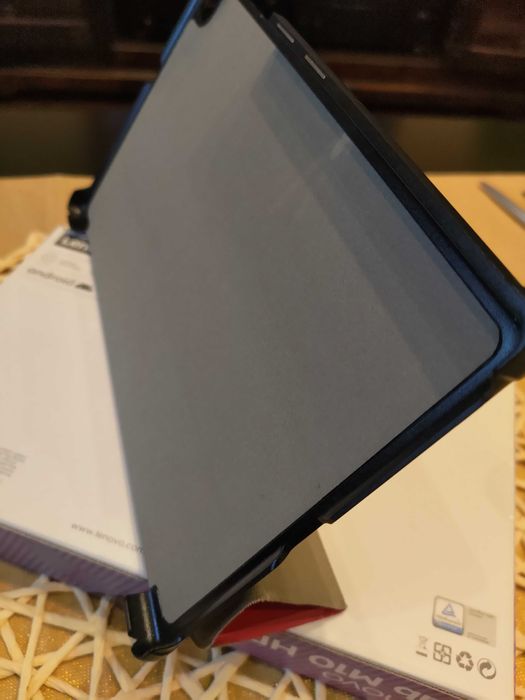 Tablet Lenowo 4/64 LTE SIM etui podstawka ładowania