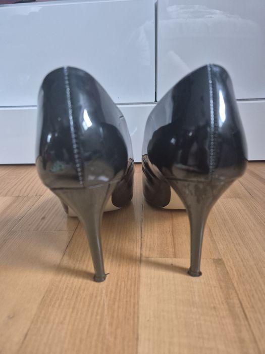 Buty na obcasie niebiesko granatowe rozmiar 39