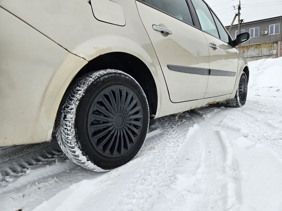 Renault Scenik 2006 рік  1.9 дизель  для військових