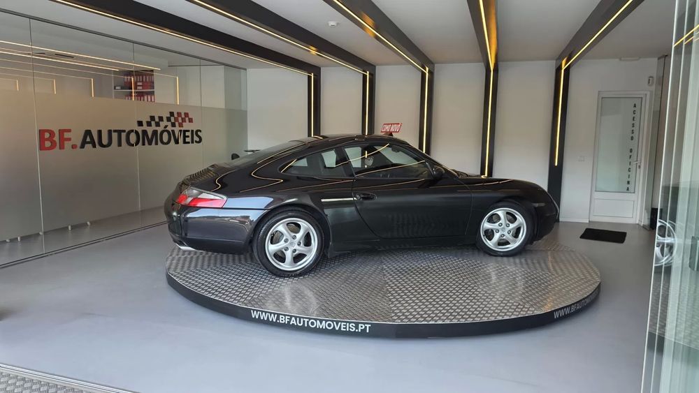 Porsche 911 (996) Carrera