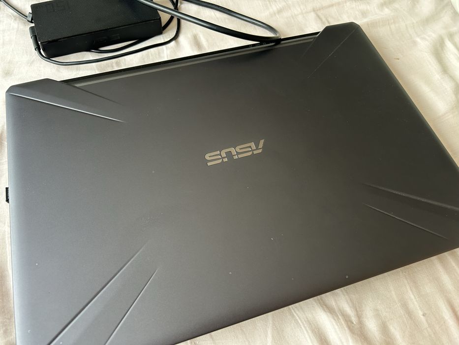 Ігровий ноутбук ASUS TUF Gaming FX705DT