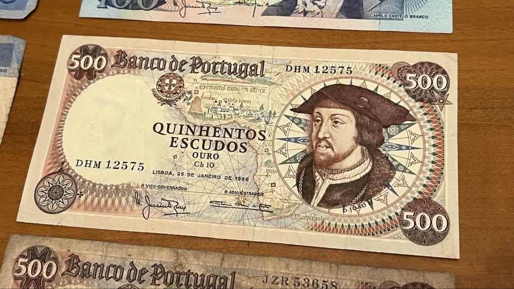 Lote de 24 Notas Escudos de Portugal (1964-1988)