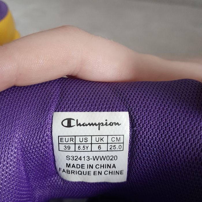 Buty sportowe chłopięce Champion rozm.39