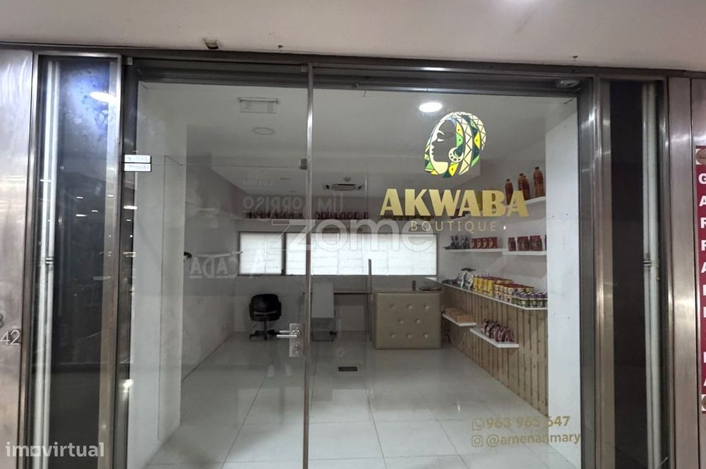 Loja no Centro Comercial São Francisco