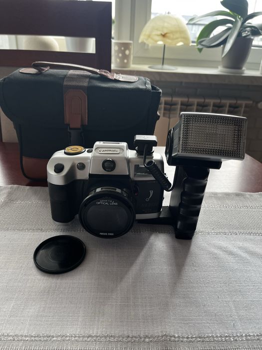 Analogowy aparat kompaktowy Canomatic NK3030