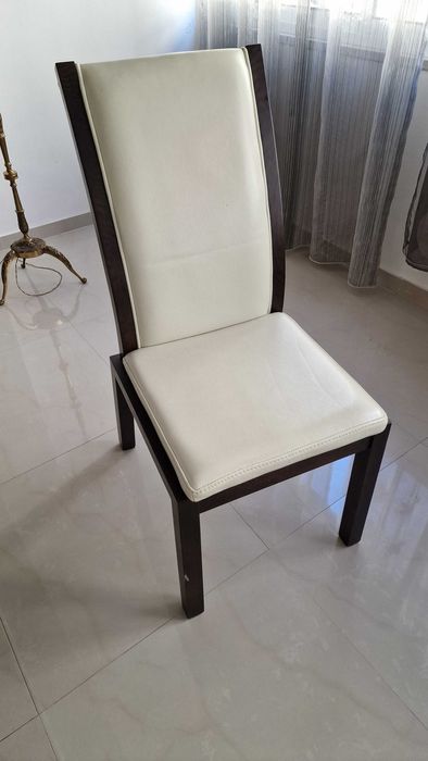 Conjuntos de moveis de sala e mesa com 4 cadeiras