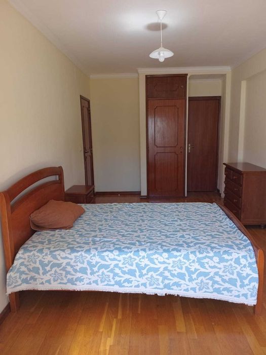 Quarto para arrendar en massama