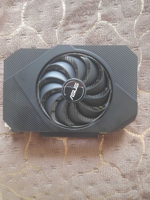 Gráfica asus geforce gtx 1650 phoenix OC 4GB