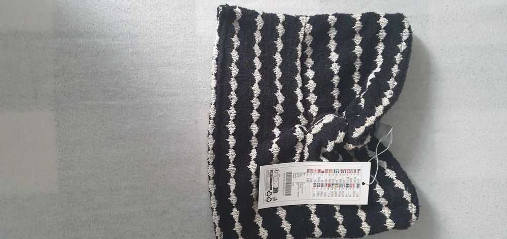 top marki AMISU biało czarny XS