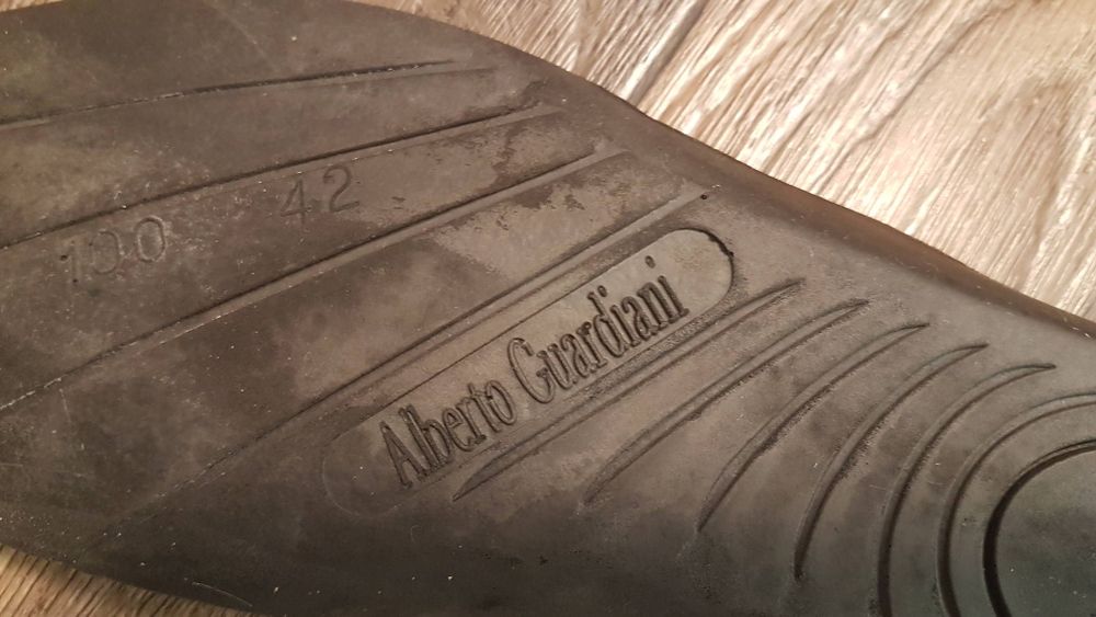 Ботинки ,кожа. Италия. 43р.