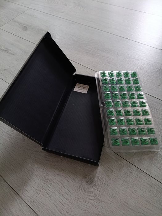 Klawiatura gamingowa Red Dragon Draconic Pro + przełączniki