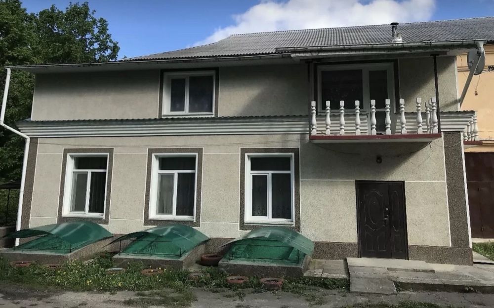 Комерційне присіщення 174 м2