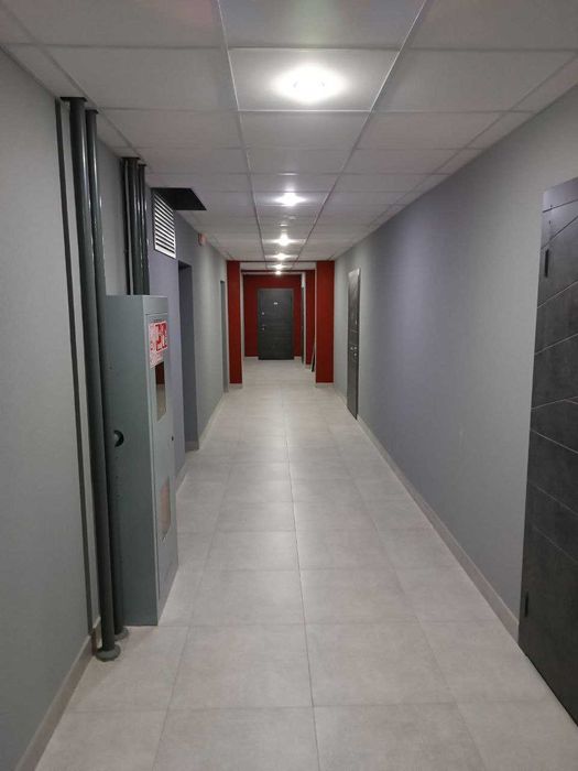 Простора квартира в новобудові біля парка Перемоги