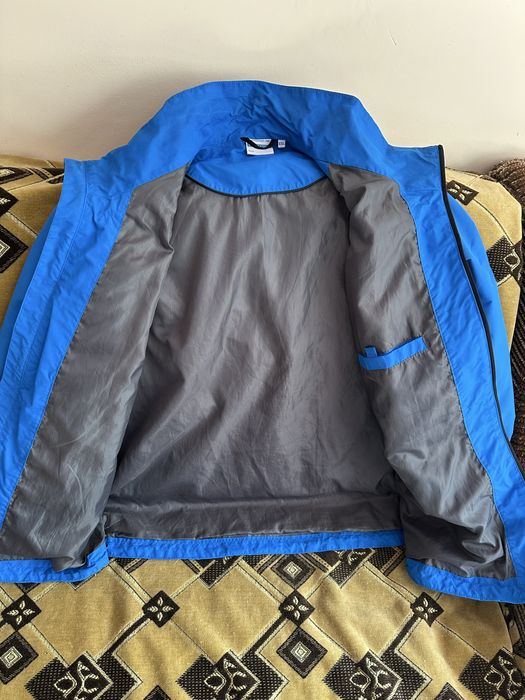 Куртка-вітрівка чоловіча