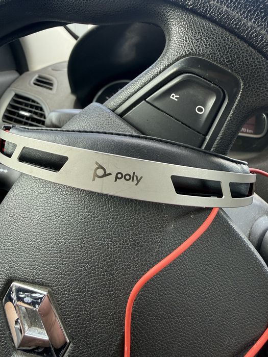 Гарнитура Poly (Plantronics) с микрофоном.Наушники